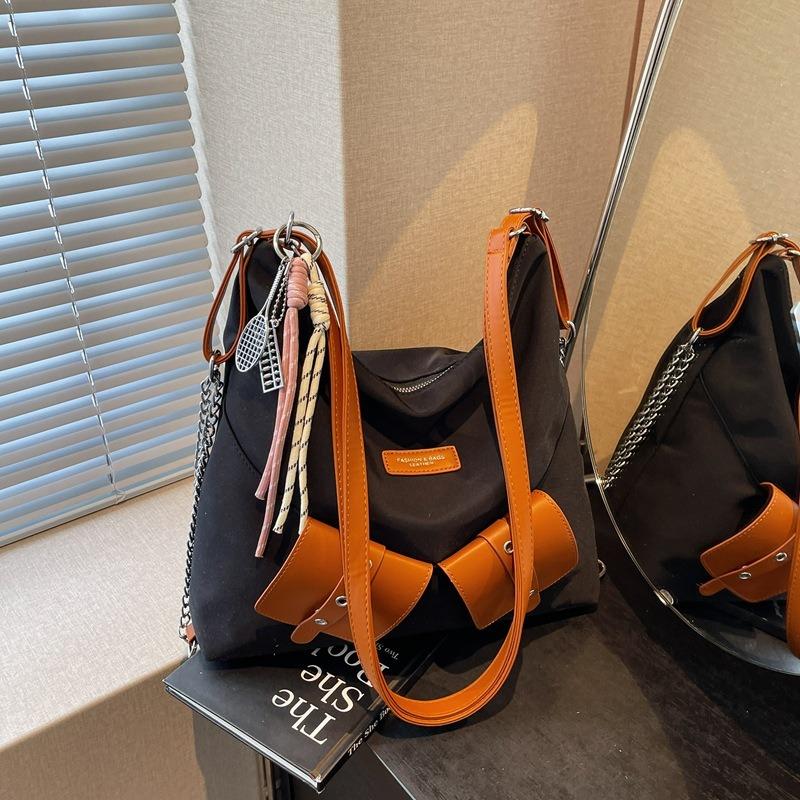 Canvas Bag Women's Large-capacity New Chain Shoulder Commuter Tote Bag Casual Multi-functional Backpack