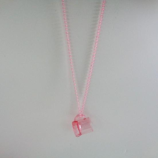 Kieliszki do shotów imprezowe z kolorowymi naszyjnikami z koralików Wygodny design do noszenia bez użycia rąk Plastikowe kubki Wielokrotnego użytku Festiwale Imprezy przy basenie Akcesoria ślubne