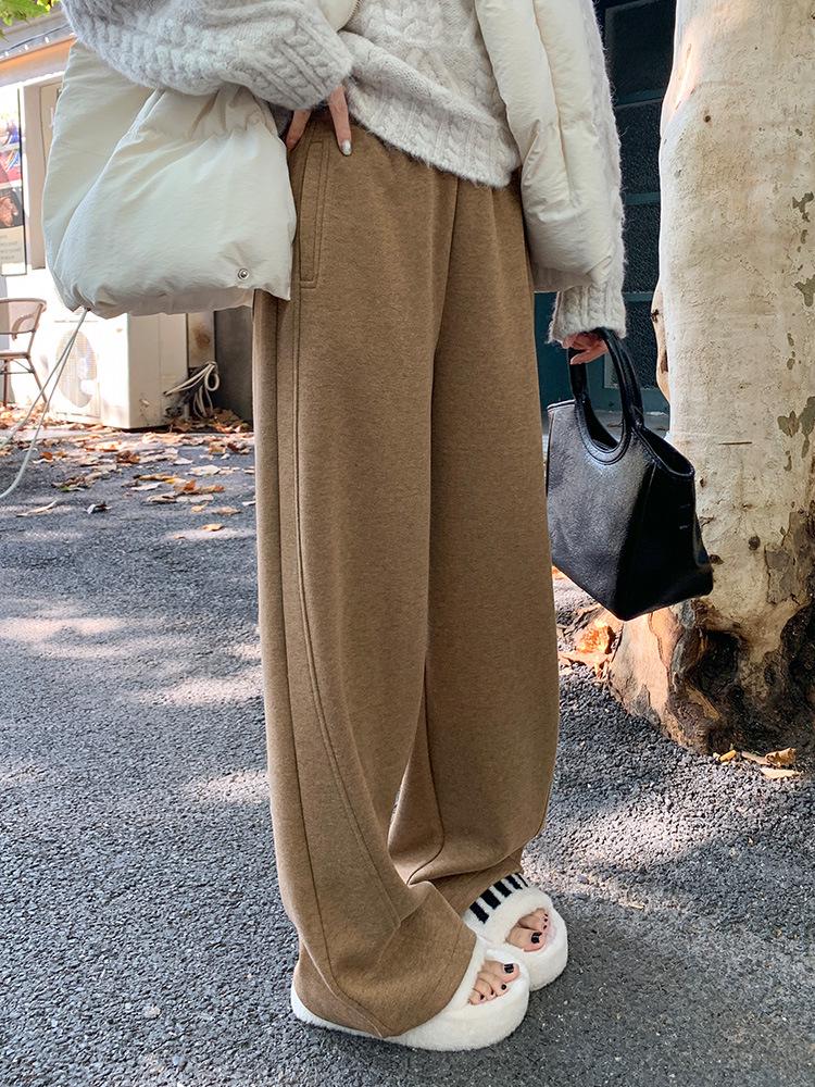 

Women s High-Waisted Wide-Leg Wool Pants with Velvet Lining - Slim, Straight, for Spring, Autumn, Winter. L for 105-115 lbs
