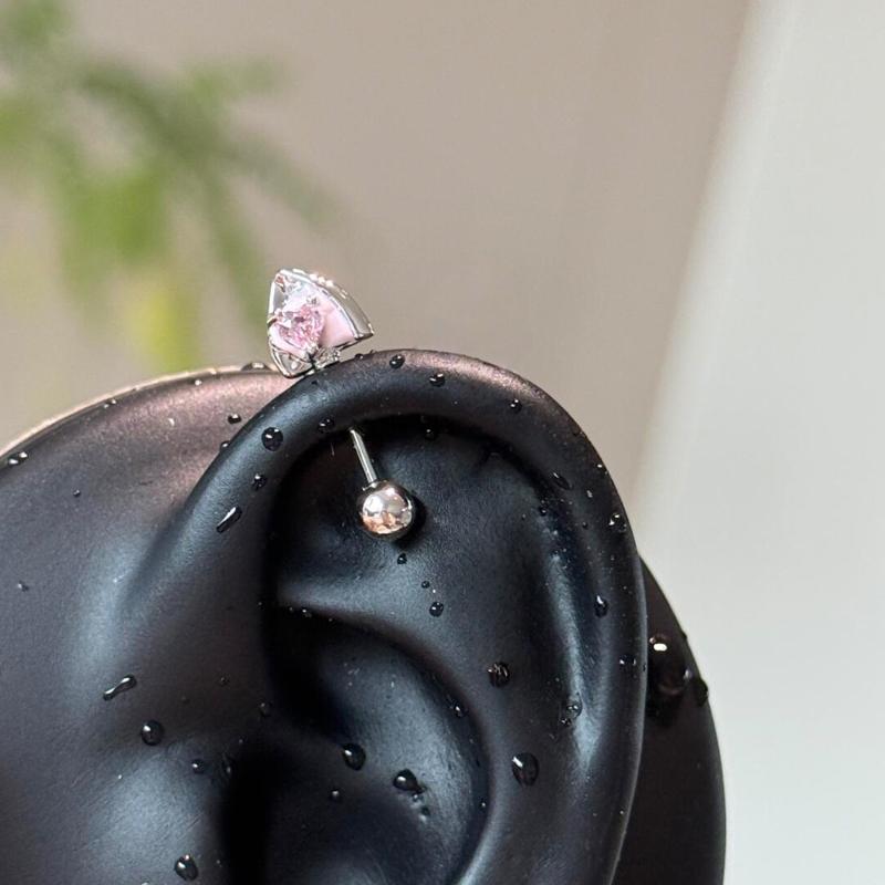 1Pcs Cute Dog'S And Cat'S Ear Shaped Ear Bone Nail Sweet Cool Stud Earrings For Women Trendy Body Piercing Accessories