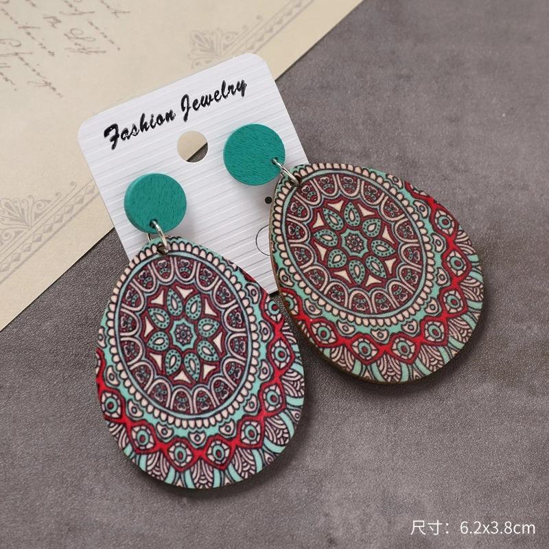 Bohemian Wood Earrings Women's Personality Exaggerated Print Flower Stud Earrings Vacation Versatile Temperament Earrings