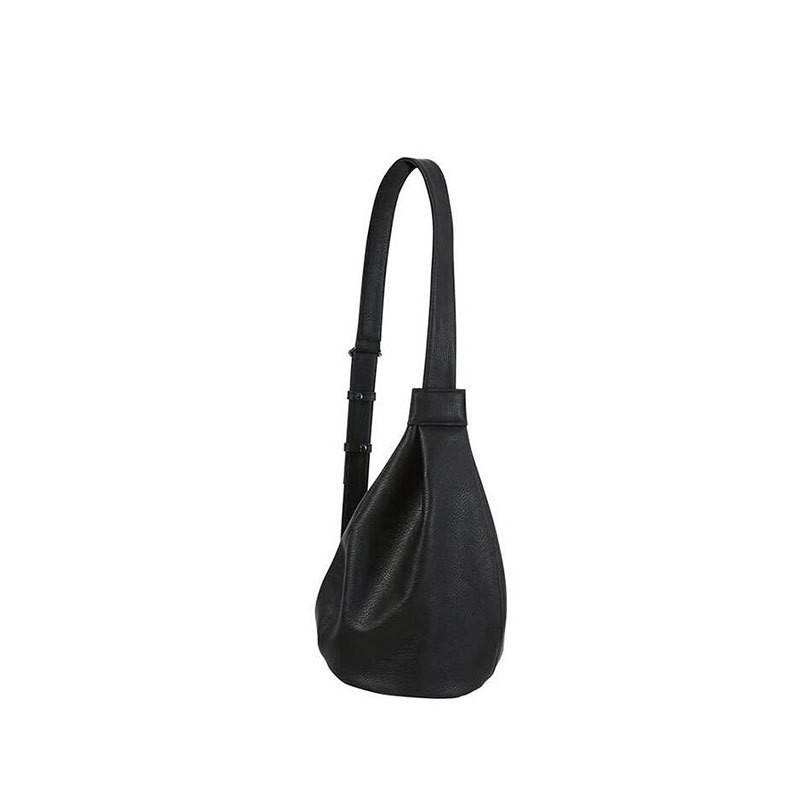 

Women s Bag 2025 New Style High-quality Casual Commuting Niche Design Single-shoulder Bucket Cross-body Chest Black upgraded fabric