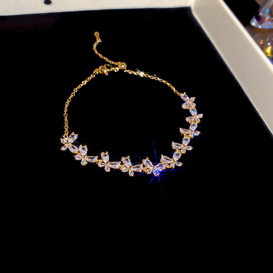 Europe and the United States Hot-selling Color Oval Love Zircon Bracelet Light Luxury Bracelet Personalized Jewelry Women