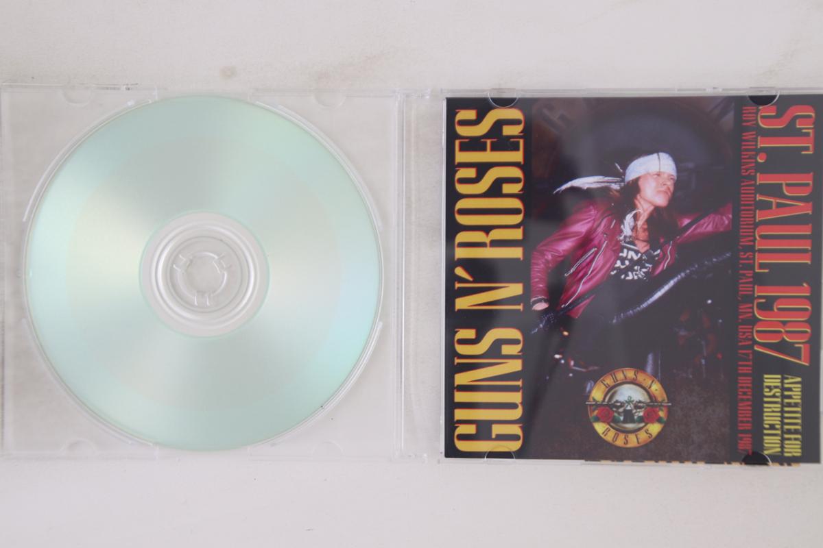 

CD GUNS N ROSES - St Paul 1987 NONE NOT ON LABEL Unknown Metal Used