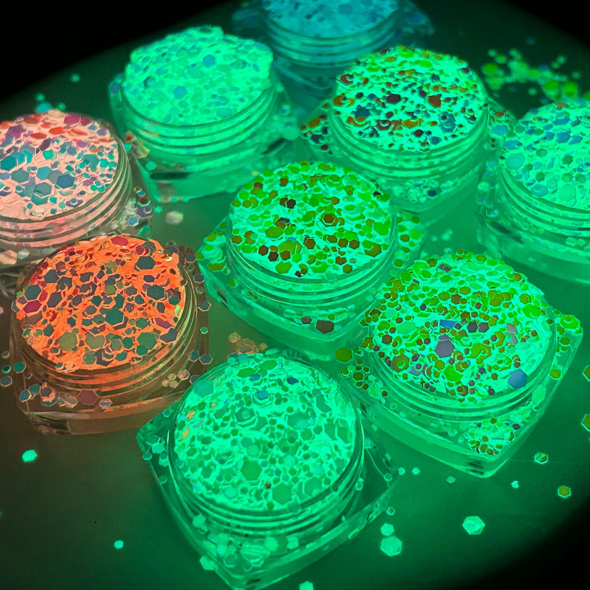 

Luminous Glitter Sequins for Nail Art and DIY Crafts 100 g