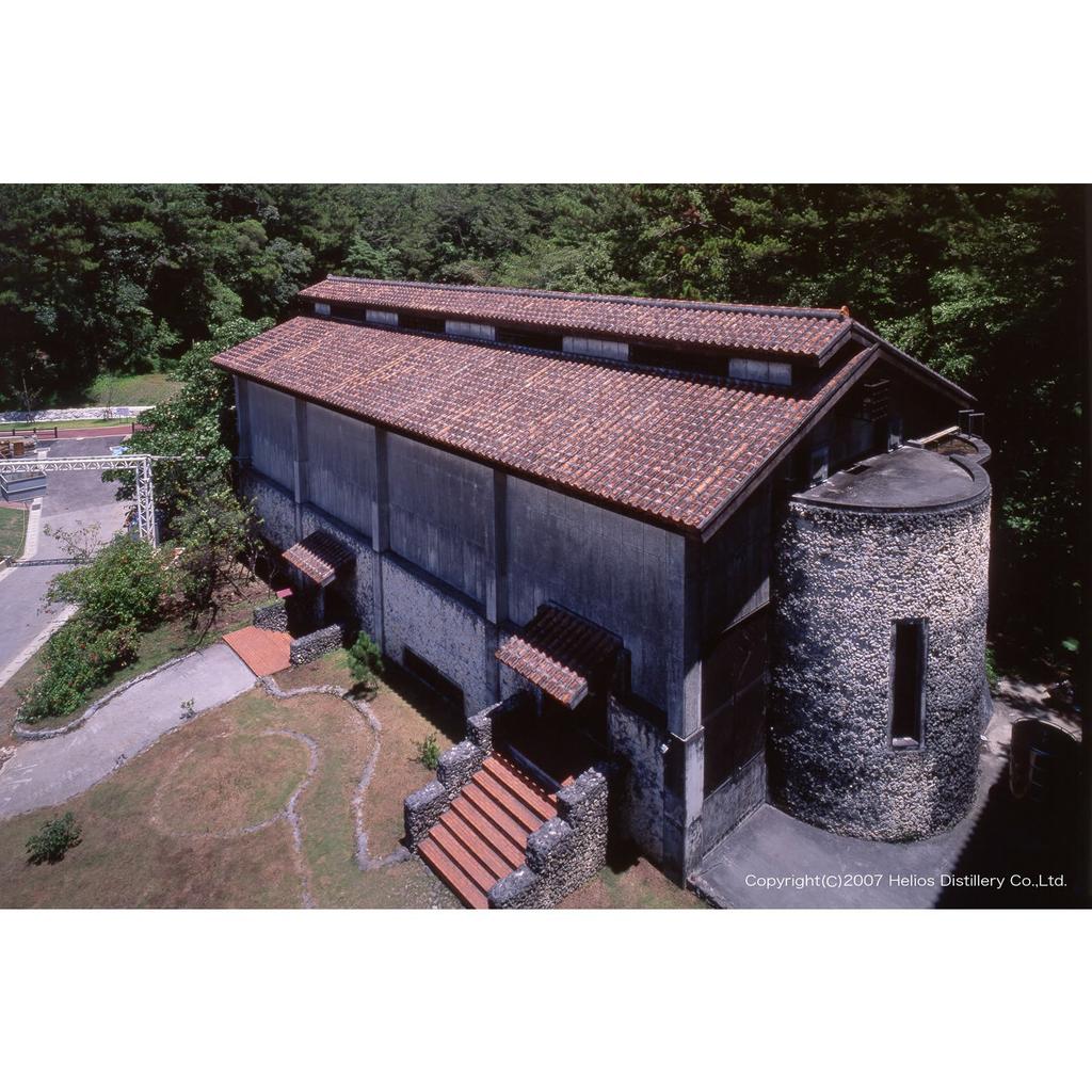 Helios Brewery Brown Sugar Liquor [Rum 720ml]