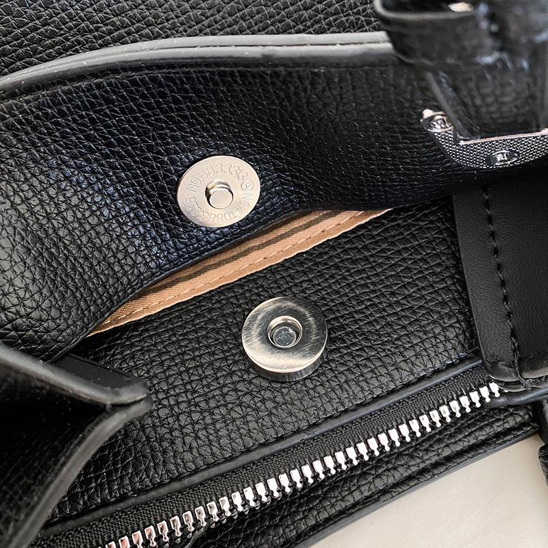 PU Women's Handbag Crossbody Bag Commuter Tote Bag