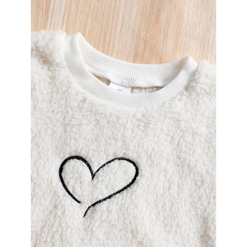 A Two-Piece Set for Girls Featuring a Simple And Comfortable Design for Spring And Autumn. It Includes a Long-Sleeve Top with a Round