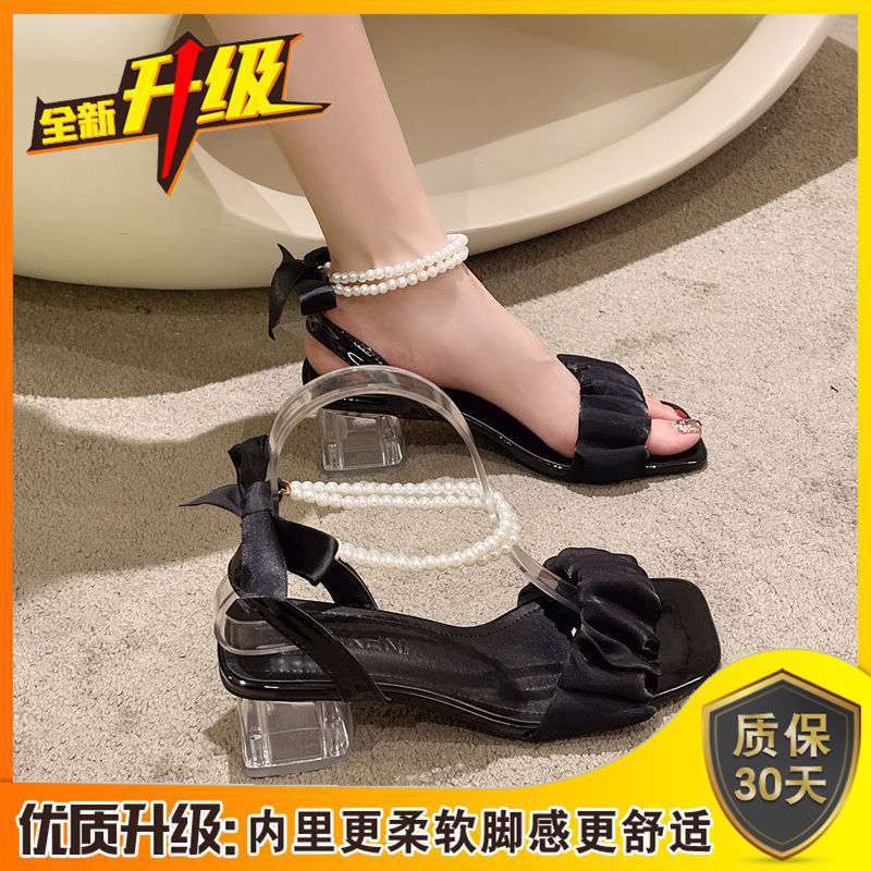 French Niche Pearl High-heeled Sandals Female Summer 2025 New Medium Heel Crystal Fairy Style Versatile Ins Tide