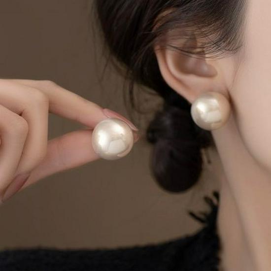Franse Minimalistische Parel Stud Oorbellen - 2025 Retro Ontwerp voor Vrouwen