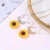 New Pearl Sunflower Necklace Fashionable Sunflower Pendant For Ladies Retro Fashion Tassel Sweater Necklace Jewelry