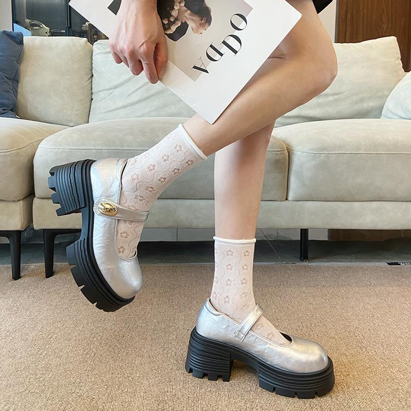 2033 rétro polyvalent plateforme petites chaussures en cuir pour femmes 2025 nouvel été augmentation de la hauteur Mary Jane française à bouche peu profonde chaussures simples