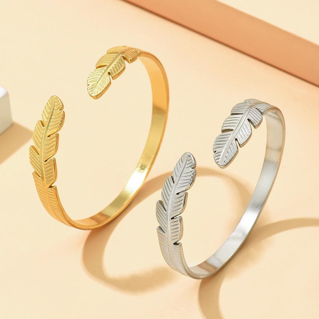 Versatile Feather Stainless Steel Leaf Bracelet - Retro Open Adjustable Design