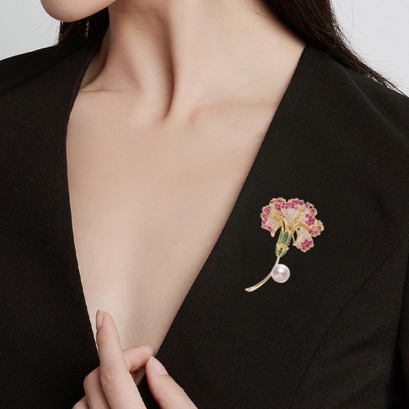 Carnation Brooch, High-end Feminine Charm, Pearl Flower Pin, Design Sense, Niche Brooch