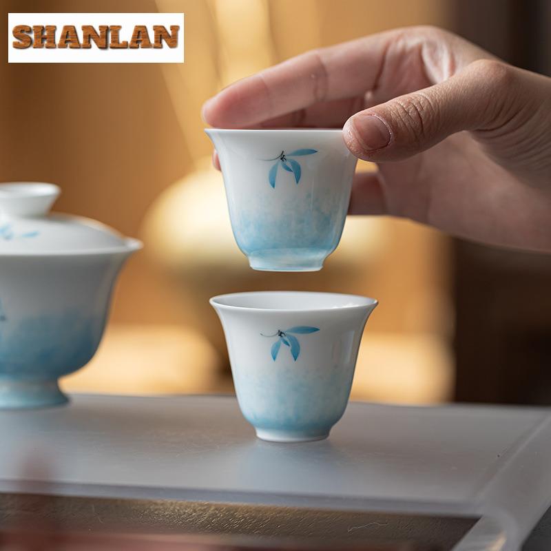 2pc/lot Hand-painted Butterfly Orchids Teacup Zen Tea Bowl Mug Tea-tasting Fragrance Cup Chazhan Master Cups Chinese Teaset 40ml