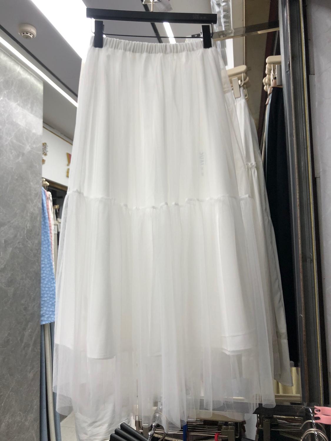 

2025 весна новая универсальная супер фея милая юбка с эластичной талией женская юбка A word средней и длинной длины One size