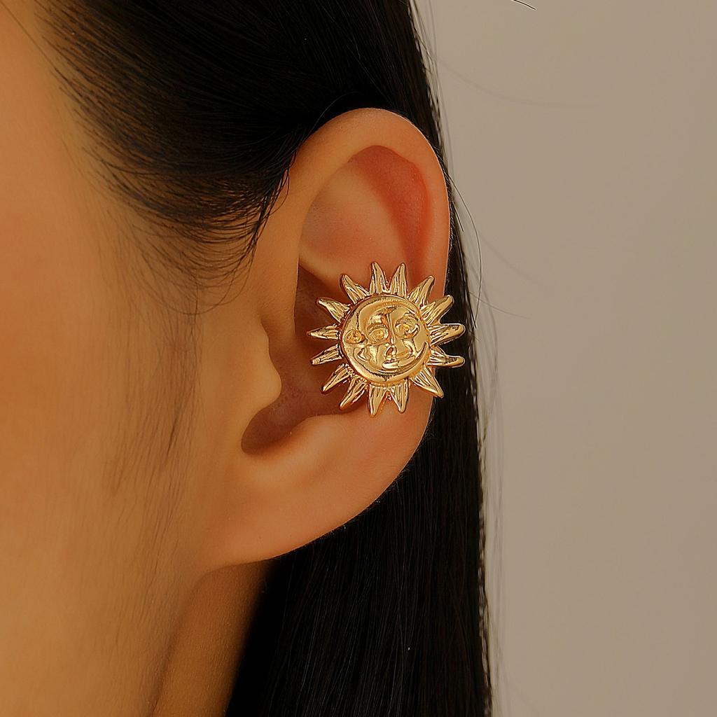 Simple Metal Flower Ear Clip for Women Vintage Geometric C-Shape Non Piercing Fake Cartilage Clip Earrings Wedding Jewelry Gift