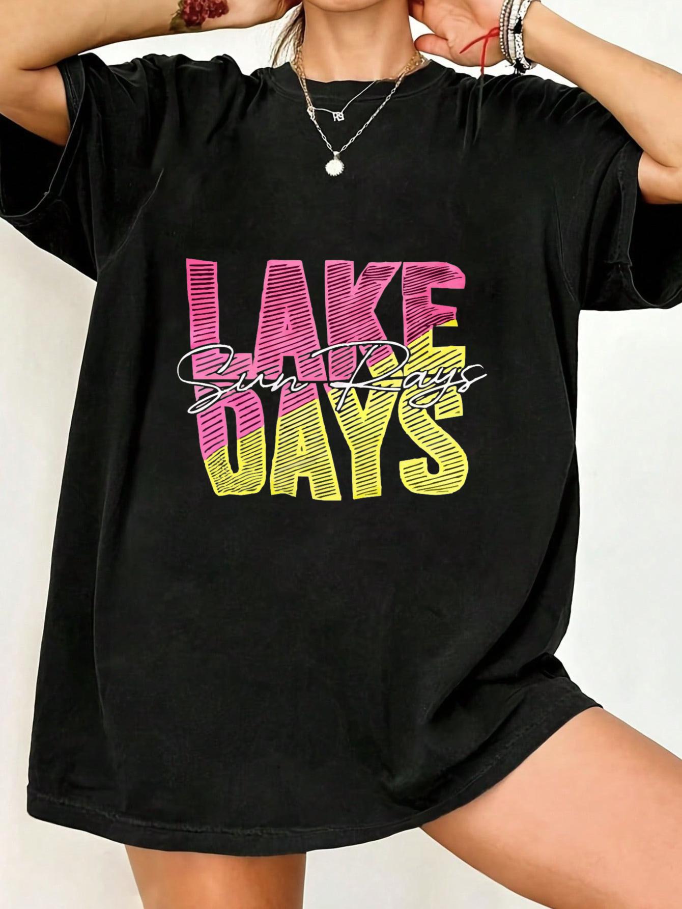 

Футболка оверсайз Lake Days Черный, розовый и желтый градиентный текст, принт солнечных лучей, летняя пляжная одежда для отпуска S чёрный