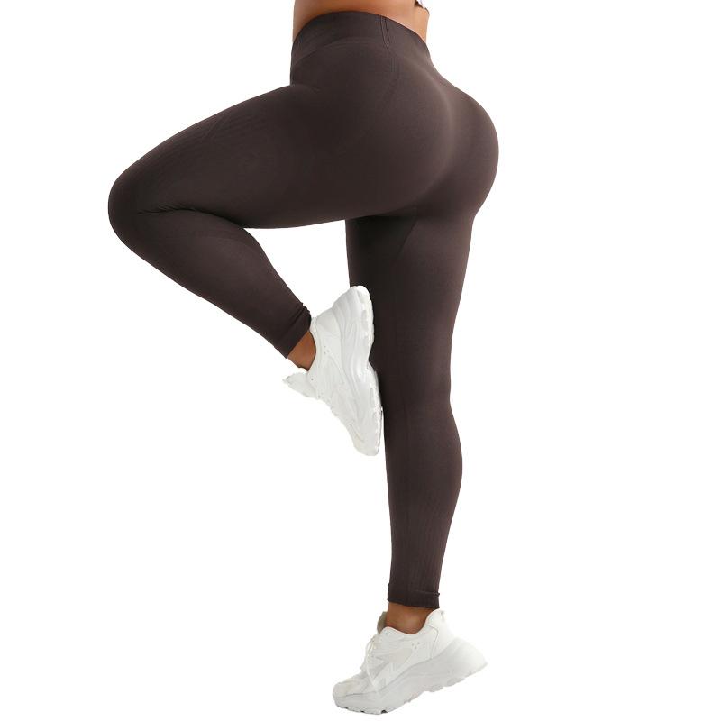 Large Size Seamless Yoga Women'S High Waisted And Hip Lifting Yoga Pants In Stock, Moisture Wicking And High Elasticity Sports Pants For Women