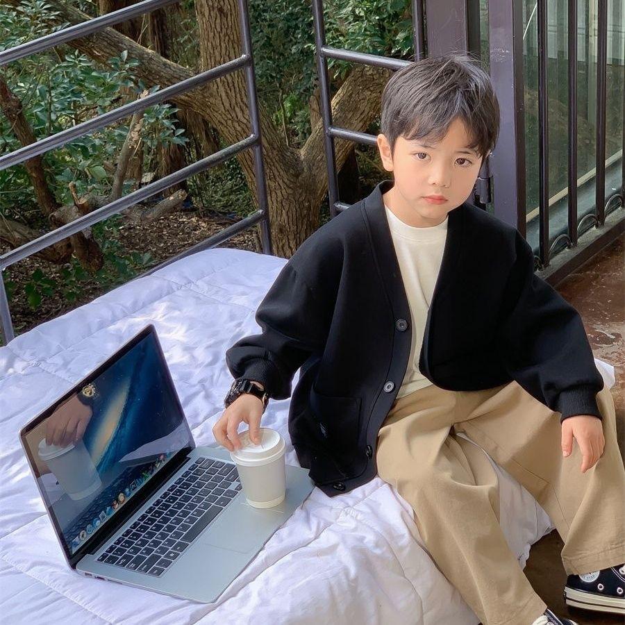 

Модні кардигани в корейському стилі для хлопчиків 2024 року: Стильні весняно-осінні повсякденні куртки 140 cm чорний