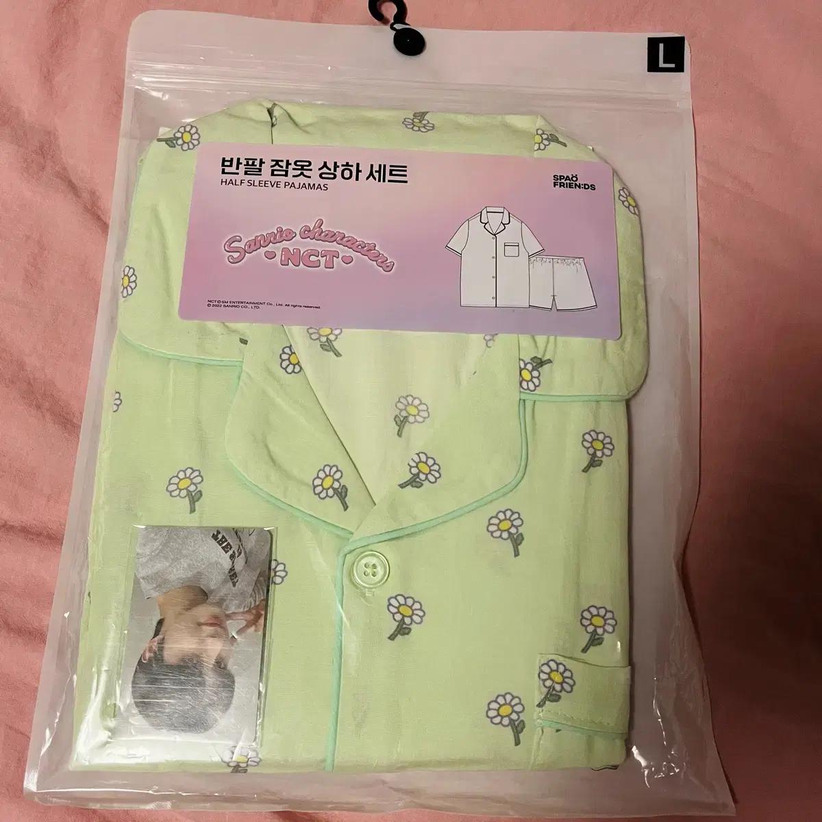 

Пижама Spao X Nct Jeongwoo L Размер Нераспечатанная