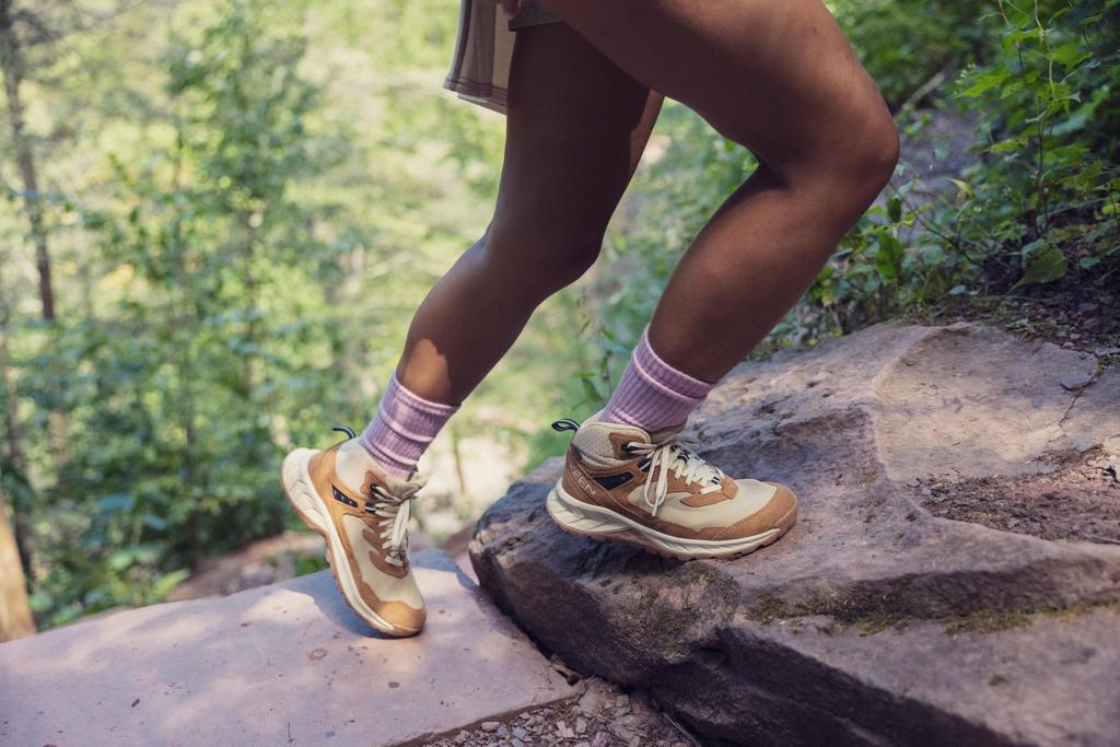 Trekking Shoes HIGHTRAIL MID WP High Trail Mid Waterproof Cm [KEEN] Women's SAFARI/CHIPMUNK 26.0