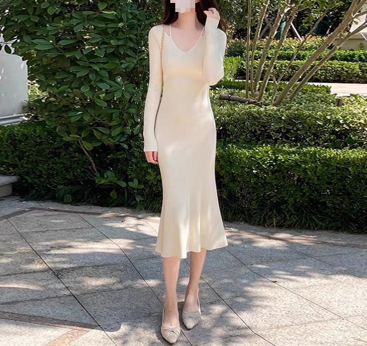 Autumn Sling Slim-fit V-neck Bodycon Knitted Dress