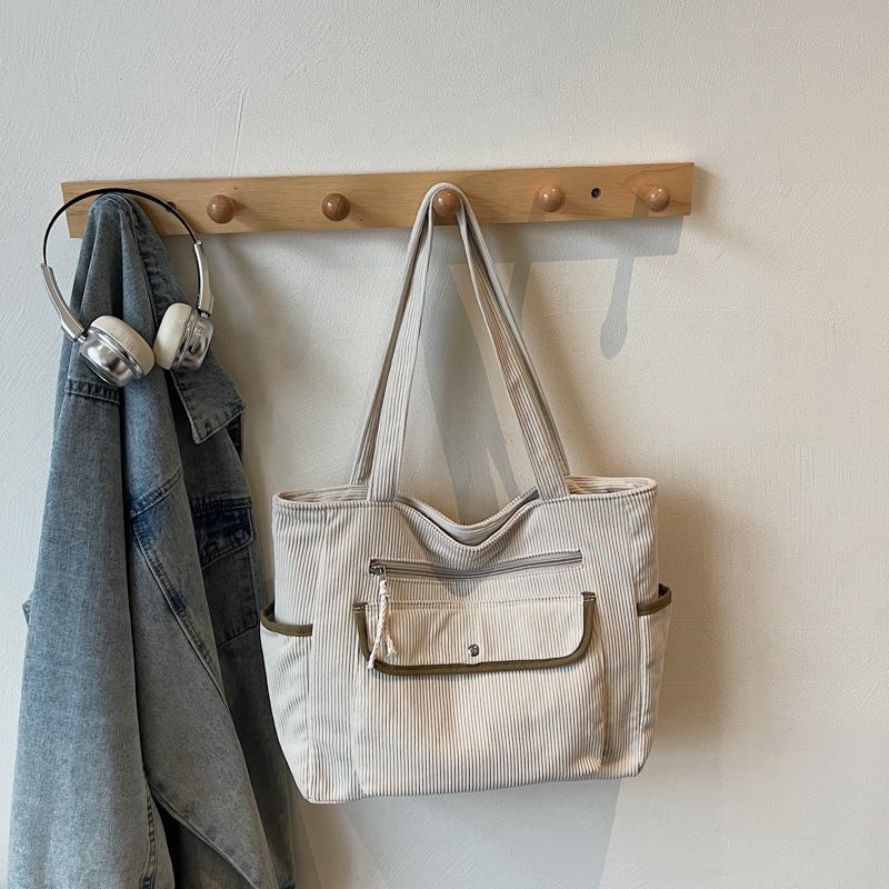 Manchesterväska Multi-Fick Pendlarväska Stor Kapacitet Axelväska Dam Bärbar Toteväska