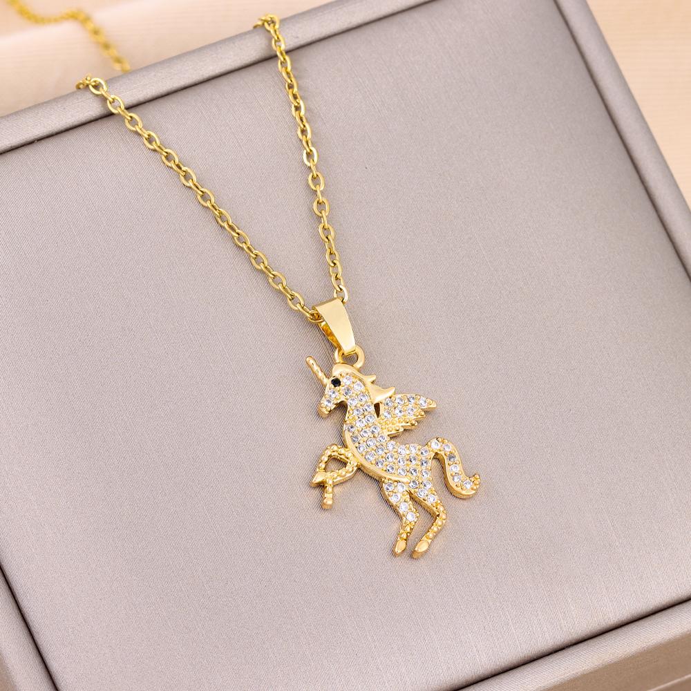 Trendy 18K Gold Plated Zircon Crystal Pendant Stainless Steel Necklace for Women Female Clavicle Chain Jewelry Lady Accessories