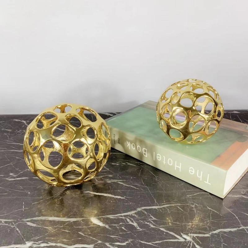 Creative Metal Hollow Ball Statue Crafts Golden Ball Geometric Ornaments Living Room Children's Room Ornaments Home Decoration