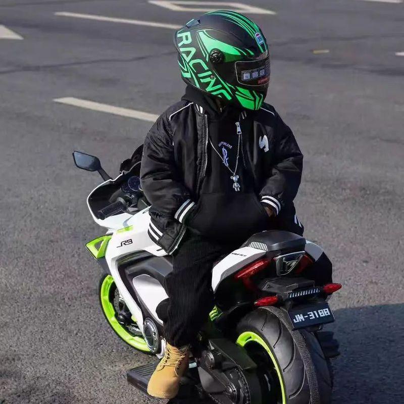 2025 neues Kinder-Motorrad cooler Kinder-Vollhelm Sicherheitshelm Ganzjahres-zertifizierter Kinderhelm