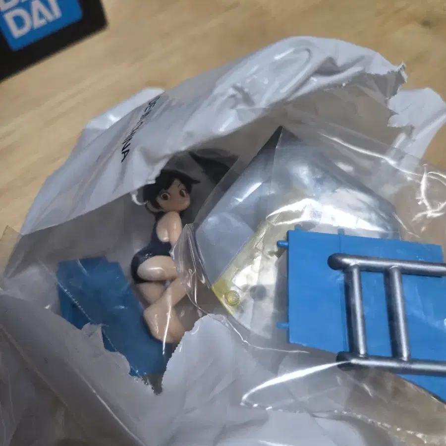 Weekly My Oppa No. 2 + Figure
