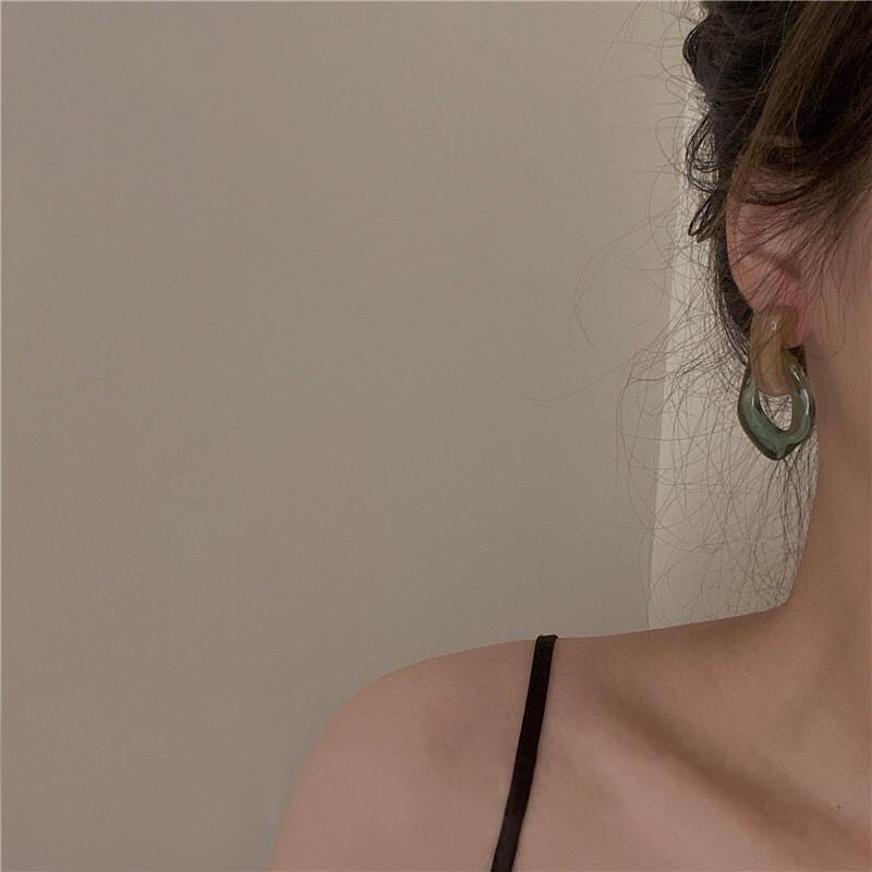 Colorful Clear Resin Acrylic Drop Earrings For Women Geometric Hollow Statement Drop Earrings Girls Fashion Jewelry Gift