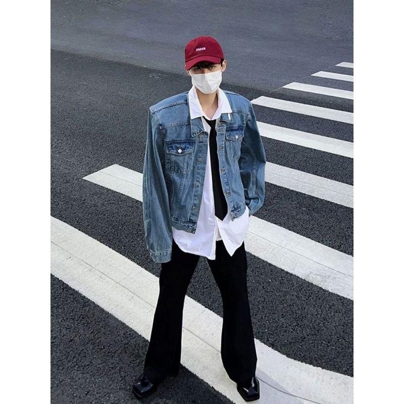 Hellblaue Jeansjacke mit kurzen Schulterpolstern für Herren, Frühling und Herbst, trendige Marke, gewaschen, rüpelhaft, gutaussehend, amerikanische Fliegerjacke mit fortgeschrittenem Sinn