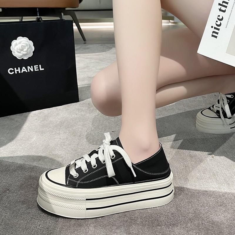 White women wear spring new heightened thick-soled soft-soled muffin temperament casual shoes canvas shoes women