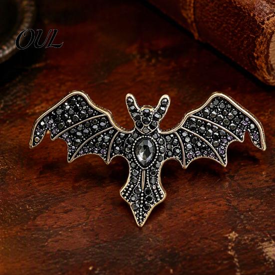 Gothic Bat Brooch Pin Halloween Rhinestone Brooch, Retro Shaped Lapel Dark Aesthetic Clothing Decor Pin, Jewelry Accessory for Bags Scarves