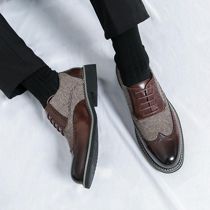 Men's Breathable Oxford Shoes Classic Lace-Up Casual Shoes for Men Comfortable Office Flats Men Brogues Walking Footwear