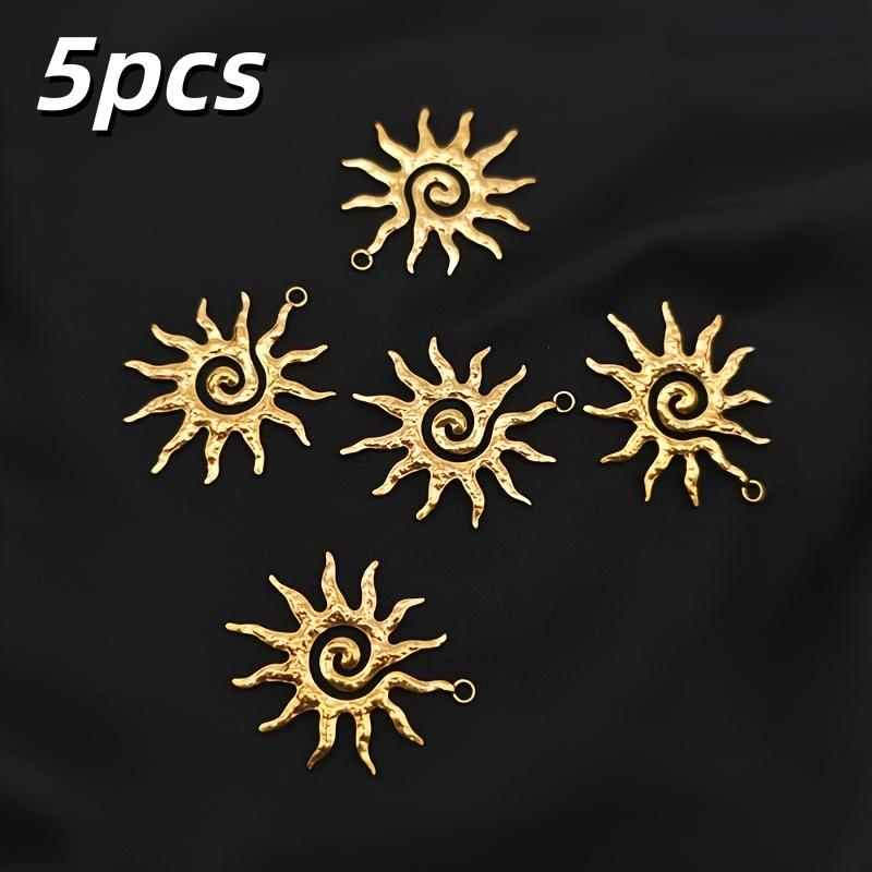 

5 Pieces of Stainless Steel Hollowed-Out Whirlpool Sun Pendant DIY Accessories for Necklace, Earrings, and Waist Chain Making - 5pcs золотий