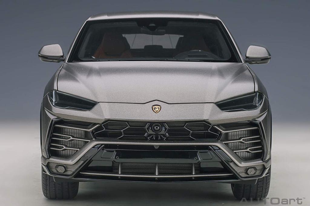 AUTOart AUTOart Lamborghini Urus Metallic Gray Finished Product 79164 1/18