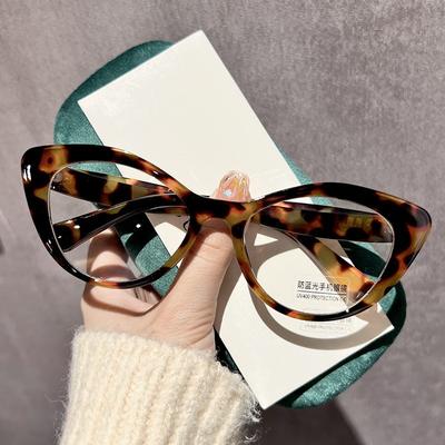 New Fashionable Cat Eye Flat Lens Trendy Anti Blue Light Glasses Personalized Retro Optical Eyeglasses Luxury Brand Eyewear