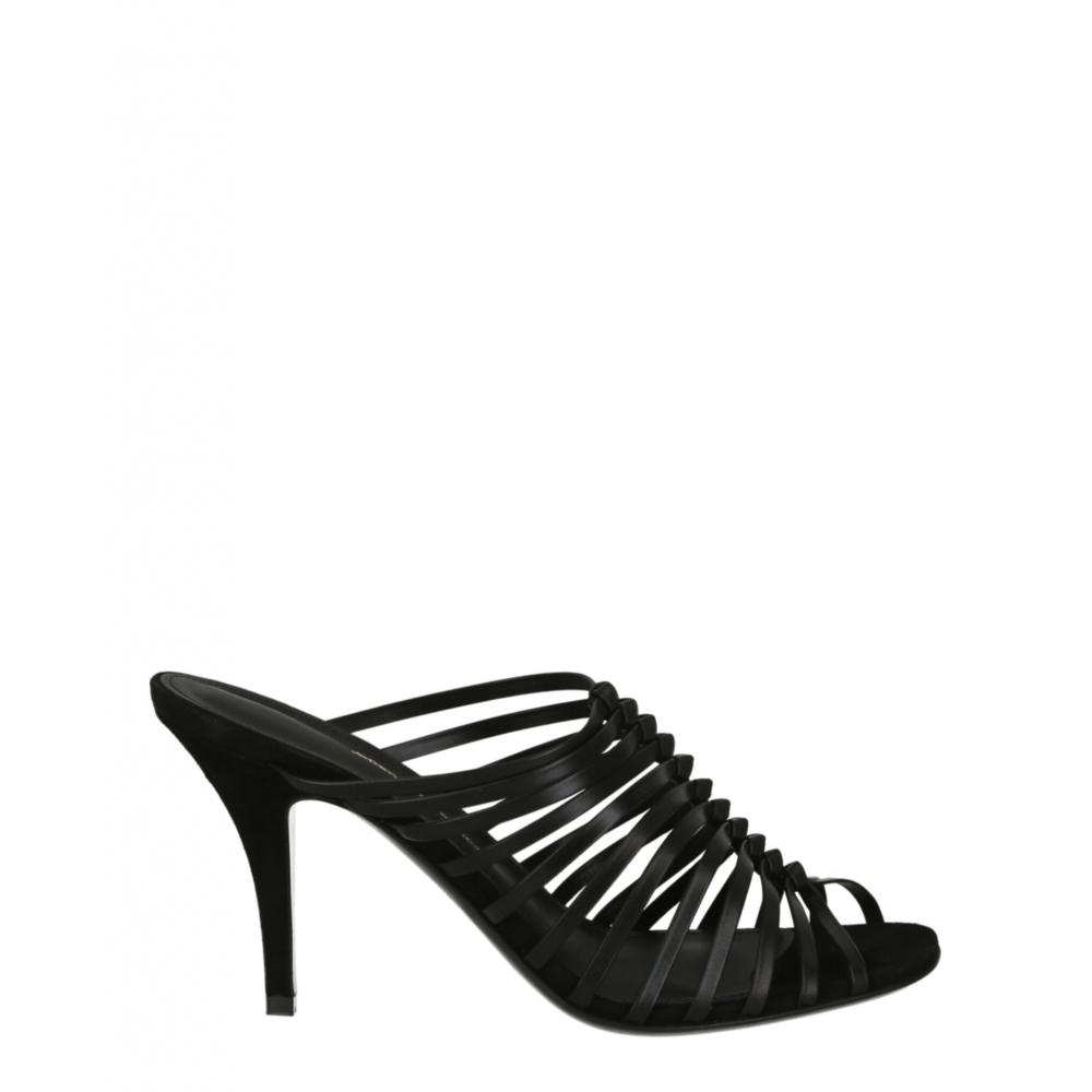 

Сандалии на каблуке Salvatore Ferragamo Jessa черный