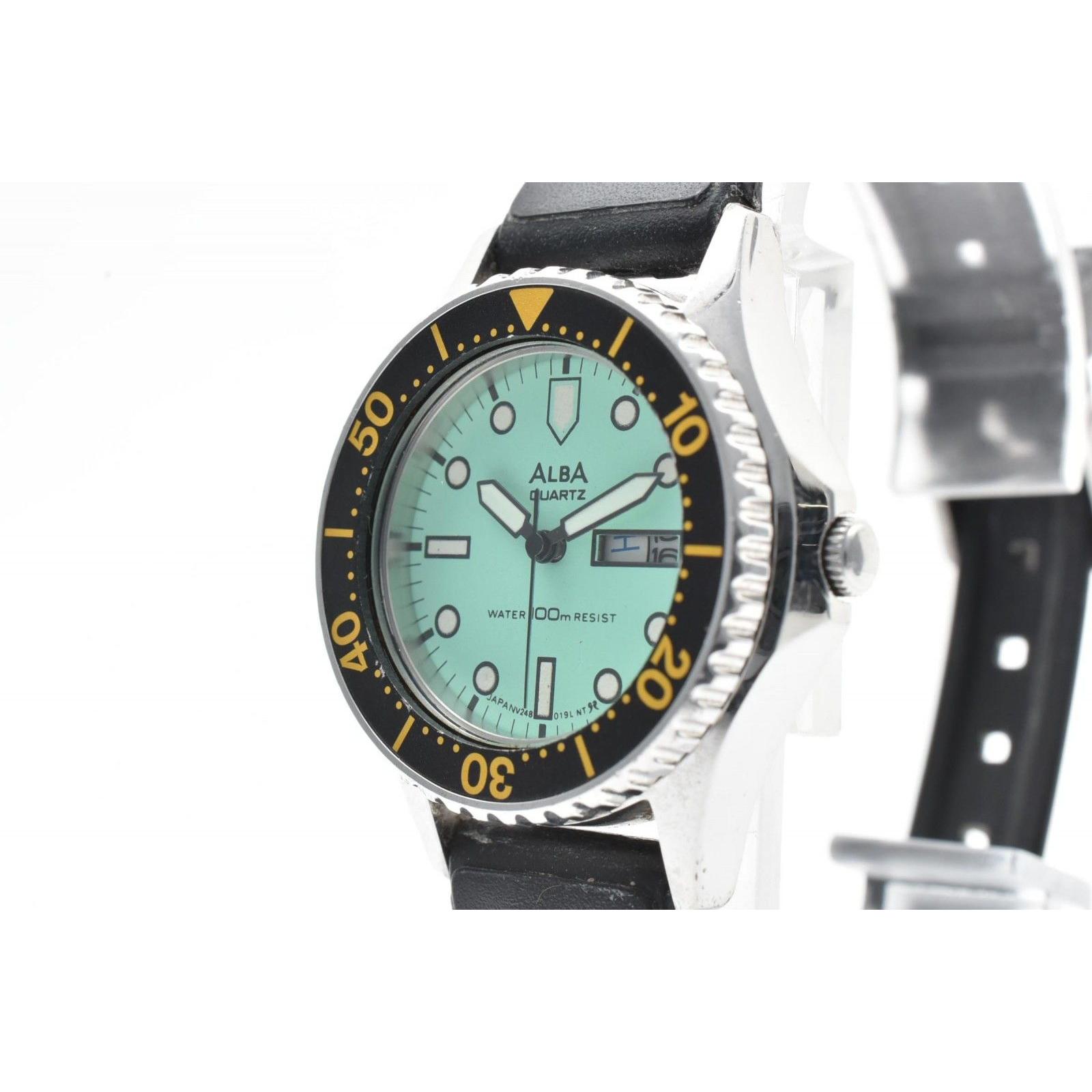 SEIKO ALBA V248-0070 Women s Quartz Diver s Watch Green Dial Black Bezel Silicone Belt