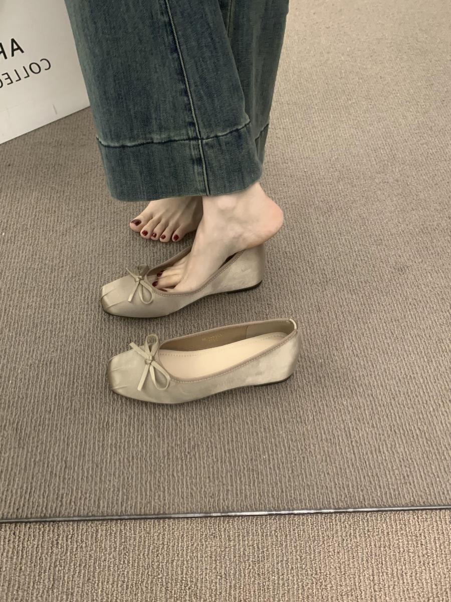 

French style with skirt, fairy, heightening in the wind, ballet shoes are versatile, not tired, gentle feet, evening shoes are beautiful, single shoes 40