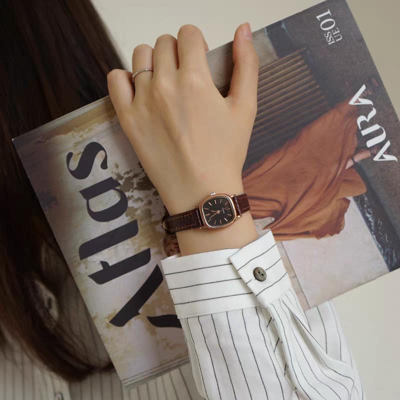 Trend Simple Personality Retro Original Style Student Lady Premium Sense Quartz Belt Watch