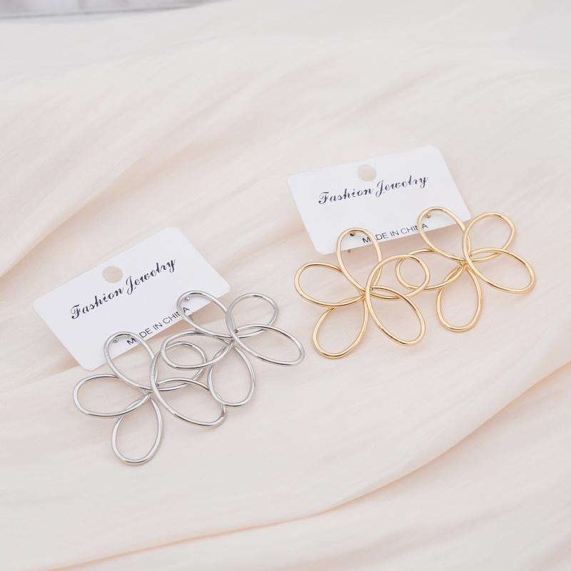Exaggerated Flower Dangle Earrings Hollow Big Floral Knot Design Metal Drop Earrings for Women Punk Personality Jewelry