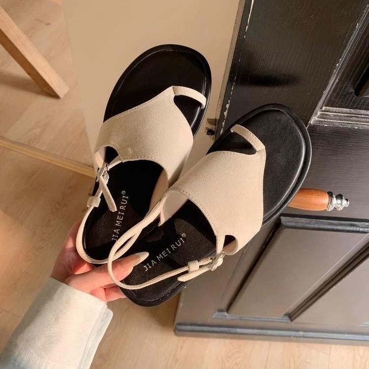 Set of Toe Slippers for Women's Summer Wear 2025 New Flat-bottomed Soft-soled Beach Cool Back Strap Shoes