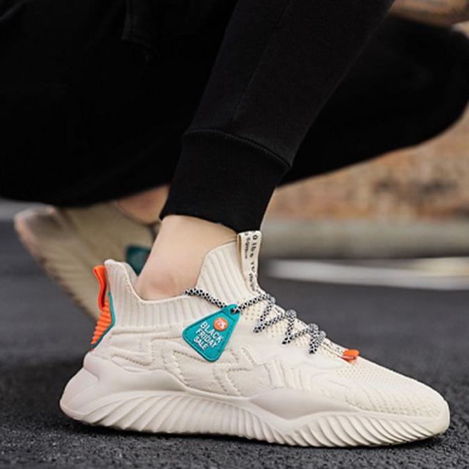 Spring/Autumn New Men's Shoes Casual Shoes Men's Sports Shoes Flyknit Breathable Running Shoes