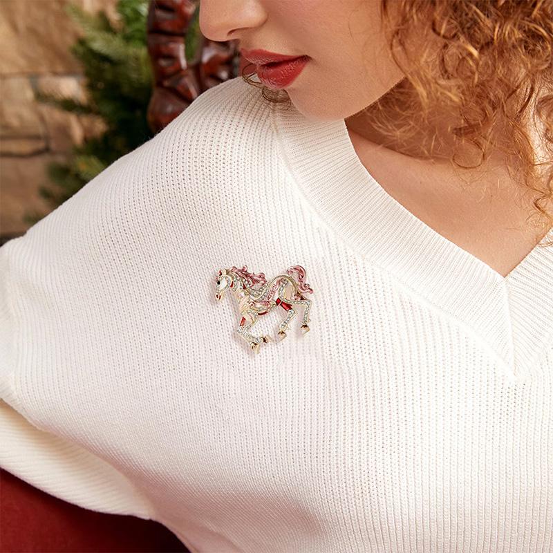 1Pc Animal Decoration Commemorative Gift Diamond Studded Fresh Zinc Alloy Sweet Pony Brooch