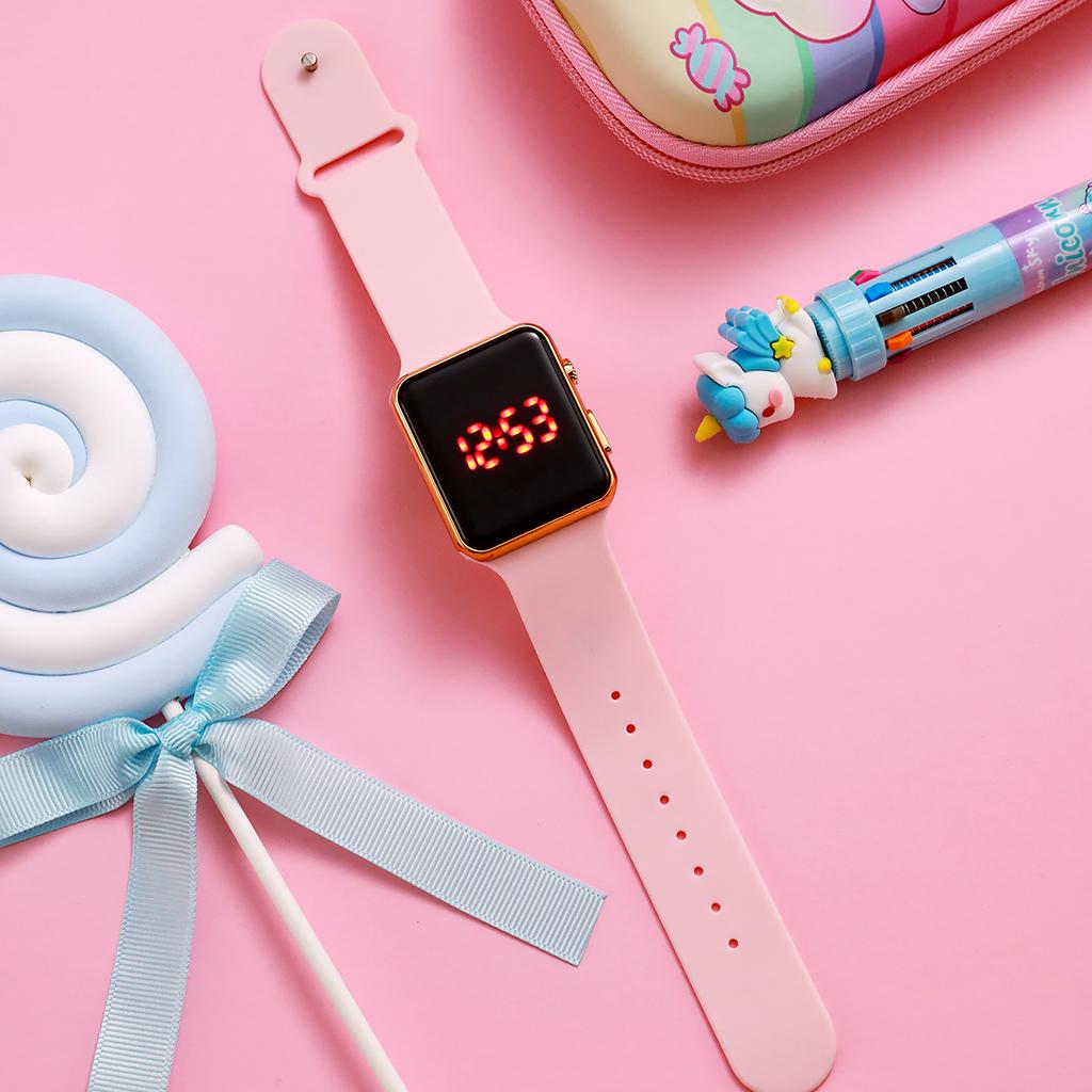New Fashion Square dial silicone strap LED screen electronic wrist watch, suitable for Christmas Halloween gifts