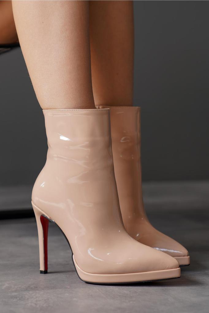 Women's Fashion Style Special Design Short Platform Heeled Boots